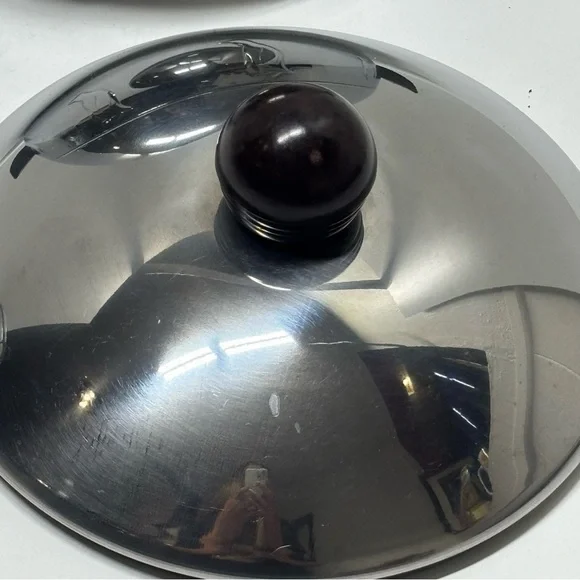 Vintage Midcentury Westbend Penguin chrome insulated hot and cold server - Picture 5 of 6